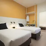 Ornato Dependanc Hotel Milan
