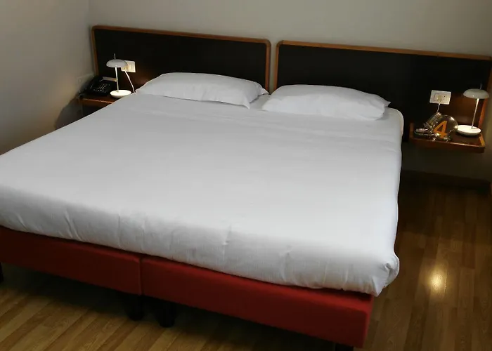 Ornato Dependanc 3* Milano