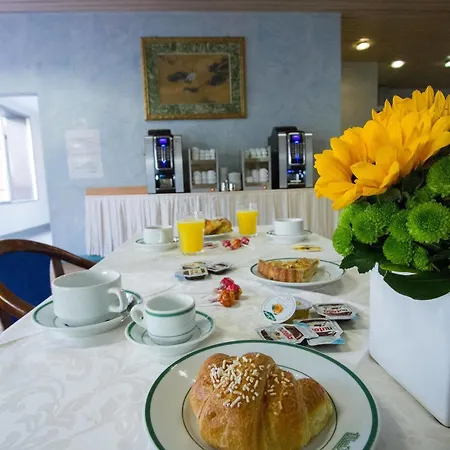 Hotell Ornato Dependanc Milano
